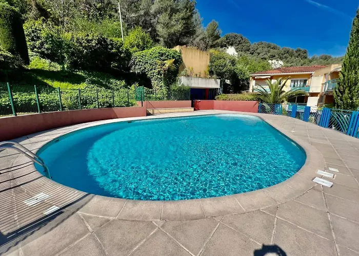 Quiet Swimming Pool * روكوبرُن كاب مارتي